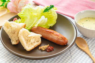 洋食　フランクフルト