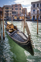 Fototapeta na wymiar gondola ready for tourists