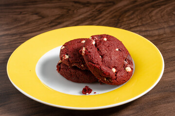 Red Velvet cookie with white chocolate