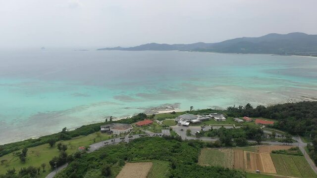 沖縄県　久米島 久米 奥武島 ミーフガー タチジャミ   アーラ浜 トクジム 岩 バーデハウス イーフビーチ 畳石 オーハ島 比屋定バンタ 自然 観光 綺麗