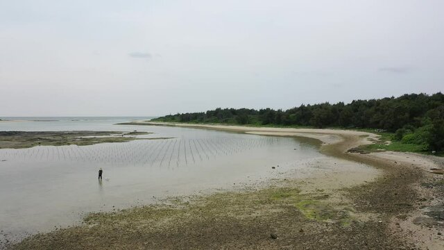 沖縄県　久米島 久米 奥武島 ミーフガー タチジャミ   アーラ浜 トクジム 岩 バーデハウス イーフビーチ 畳石 オーハ島 比屋定バンタ 自然 観光 綺麗