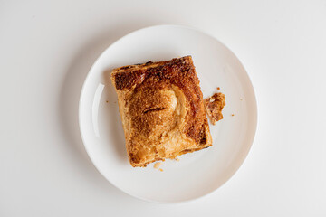 Breakfast pastry. Breads. Classic American bread. Bread made with bananas, walnuts sugar and butter. Baked to a golden brown and served with fresh banana slices and butter. 