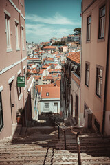 Calles de Lisboa en un día soleado