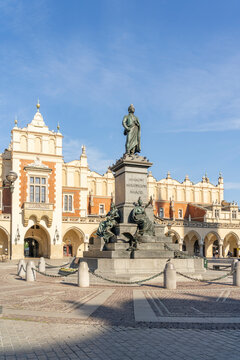 The Old Town Square and Adam Mickiewicz Monument, UNESCO World Heritage Site, Krakow, Poland