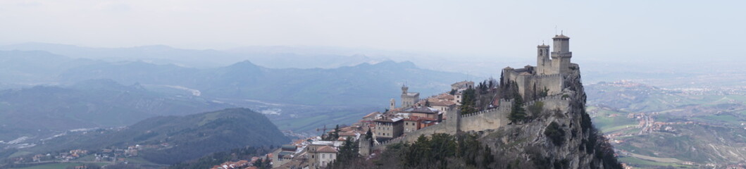 Fototapeta na wymiar San Marino castle