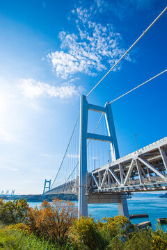 瀬戸大橋と瀬戸内海の風景
