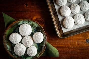 Toasted almond snowball cookies