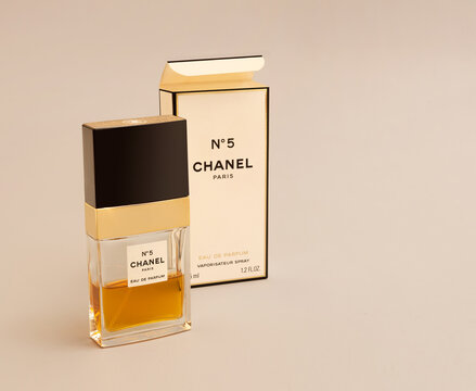 Chanel Perfume Images – Browse 985 Stock Photos, Vectors, and Video