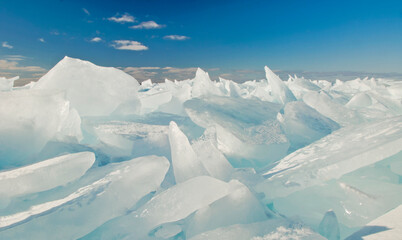 520-31 Peninsula Ice Piles