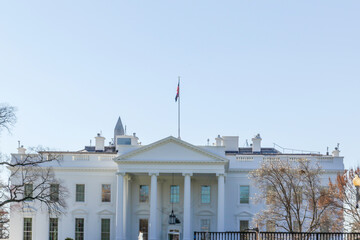 Obraz premium Washington, D.C., USA - March 1, 2020: White house in Washington, D.C., USA on March 1, 2020.