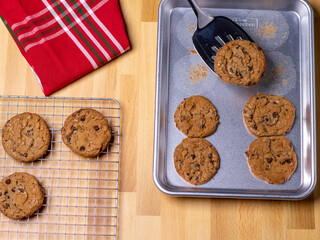 baked chocolate chip cookies