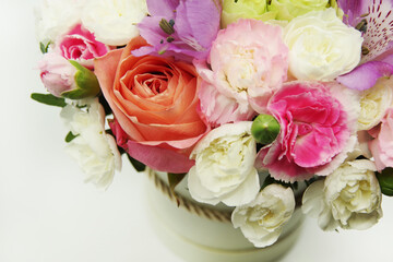 Obraz na płótnie Canvas Bouquet of beautiful flowers. Greeting card template.