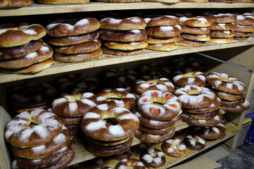 Roscones, traditional sweet that is consumed in Spain on dates like Christmas