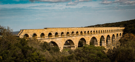 Fototapeta premium Pont-du-Gard : Old bridge in France from roman time