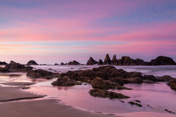 Fototapeta na wymiar Seal Rock Beach Oregon at dusk