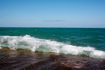 waves crashing on Chicago's seawalls