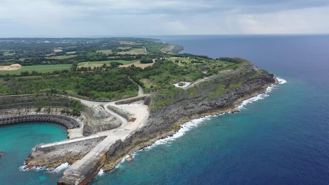 沖縄県 南大東島 亀池港 ドローン 2020年4月撮影 北大東島 フェリー 船 コンテナ 夕日の広場 南大東漁港 夕日 朝 自然 綺麗 バリバリ岩 