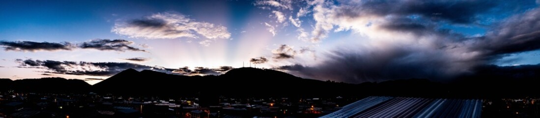 concert behind the Andean mountains © jofes