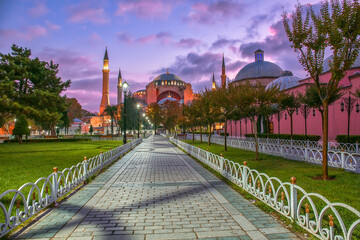 Fototapeta na wymiar Hagia Sofia museum in Sultanahmet square, popular tourist destination in Istanbul, Turkey