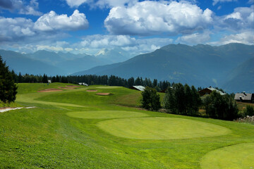 Fototapeta na wymiar mountain golf course in crans-montana