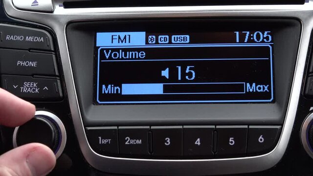 hand makes canges sound louder radio wave station FM car digital radio