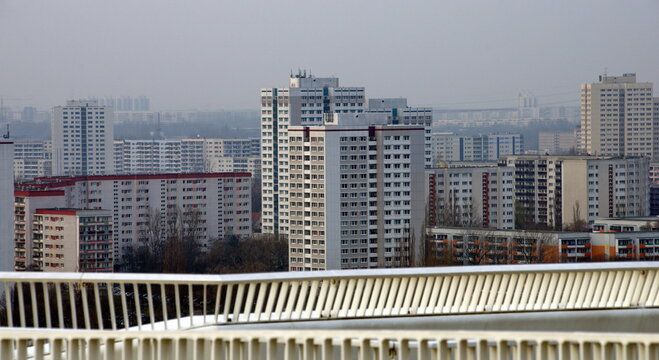 Marzahn vom Aussichtsturm Wolkenhain aus