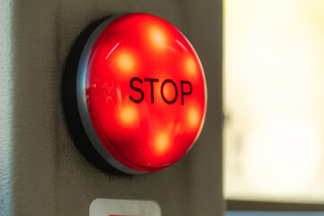 停止ボタン