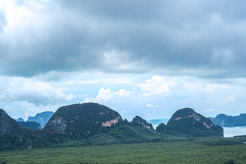 
Samet Nang Shee on a rainy day, but no matter what the weather And the beauty remains