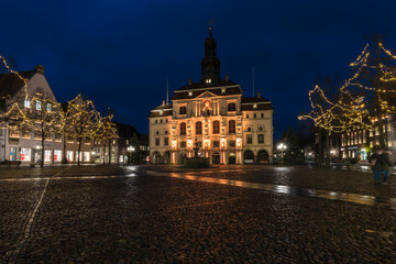 City hall of Lueneburg at night.
