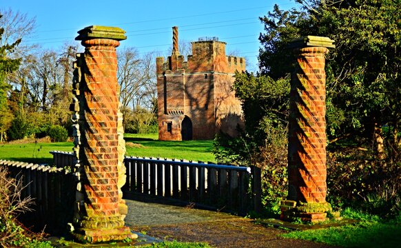 Rye House gatehouse in the background