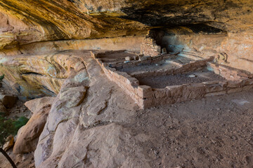 Ruins of an Ancient Pueblo on The Petroglyph Point Trail, Mesa Verde National Park, Colorado, USA