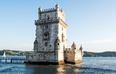Portugal e seus maravilhosos lugares para conhecer: praias, monumentos, castelos, igrejas e muito mais.