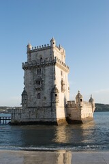 Naklejka premium Portugal e seus maravilhosos lugares para conhecer: praias, monumentos, castelos, igrejas e muito mais.