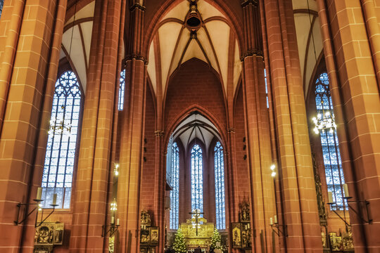 Interior of Gothic Roman Catholic Frankfurt Cathedral or Imperial Cathedral of Saint Bartholomew (Kaiserdom Sankt Bartholomaus, 1550). FRANKFURT AM MAIN, GERMANY. January 9, 2019.