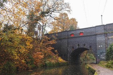 Birmingham, the heart of Britain canal network, for narrowboat as a reminder of a unique industrial history. Birmingham in golden autumn foliage is known as the first manufacturing town in the world