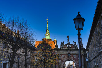 Schlosstor mit Rathaus in Bückeburg
