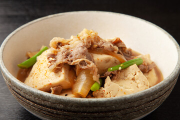 肉豆腐
