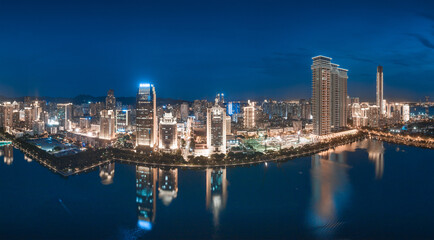 Obraz premium City night view of Bailuzhou Park, Xiamen, China