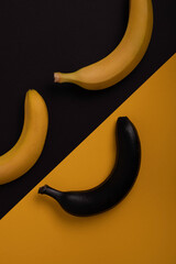 black and yellow bananas pattern in a row