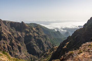 Fototapeta na wymiar Berglandschaft auf Madeira