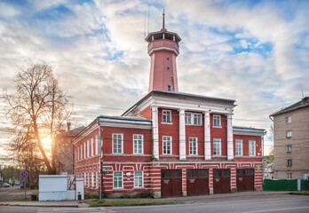 Red building of a fire tower in Uglich