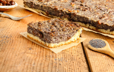 Stück Mohnkuchen Mohn Kuchen Blechkuchen Pudding Schmand 