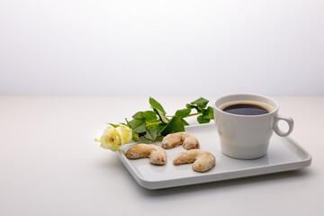 Kaffeetasse mit Plätzchen