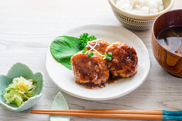 鶏のつくねのあんかけ