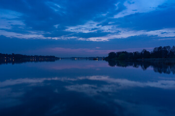 blaue Stunde am See