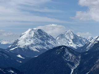 Fototapeta na wymiar Winter hiking tour to Pleisenspitze mountain, Karwendel, Tyrol, Austria