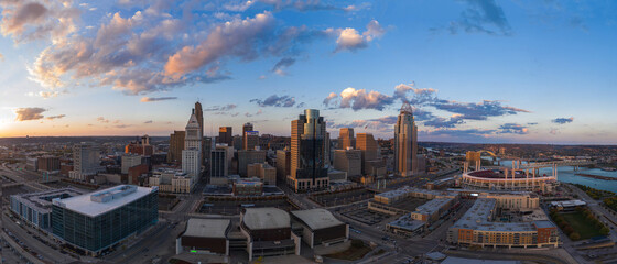 Twilight panoramic view of Cincinnati, Ohio