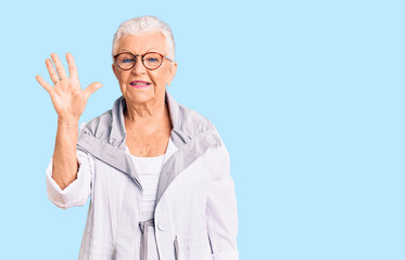 Senior beautiful woman with blue eyes and grey hair wearing casual clothes and glasses showing and pointing up with fingers number five while smiling confident and happy.