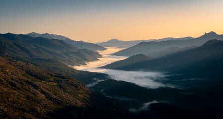Nieblas en el valle del Guadalquivir - Sierra de Cazorla, Jaén