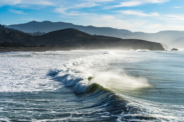 Ocean waves at Pacifica California